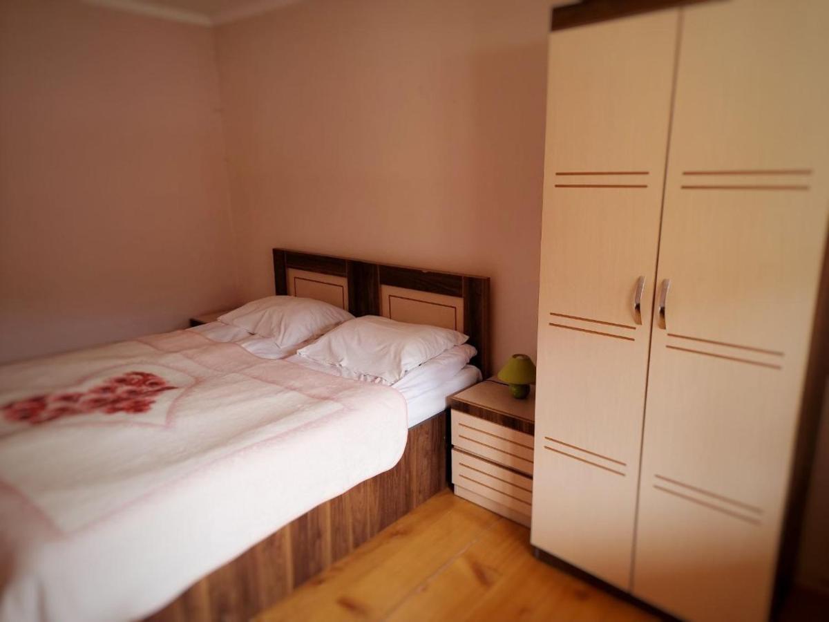 Girgola Bed & Breakfast Местия Екстериор снимка