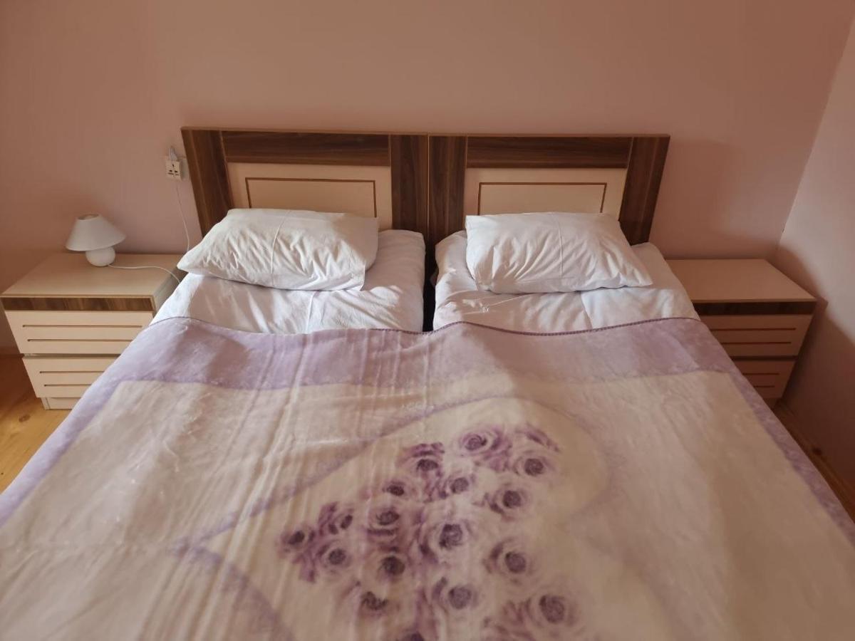 Girgola Bed & Breakfast Местия Екстериор снимка