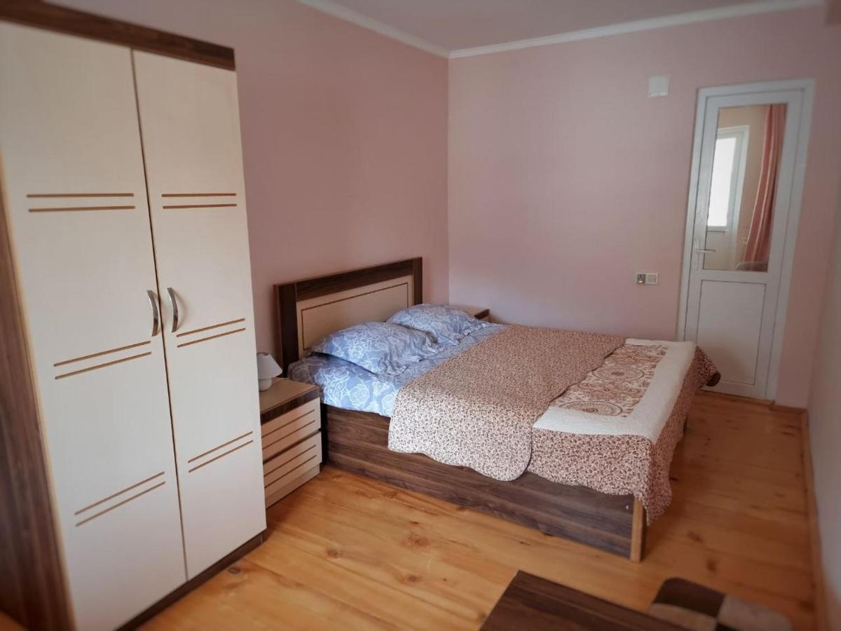 Girgola Bed & Breakfast Местия Екстериор снимка