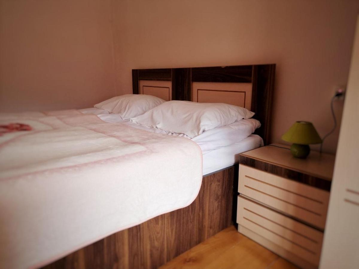 Girgola Bed & Breakfast Местия Екстериор снимка