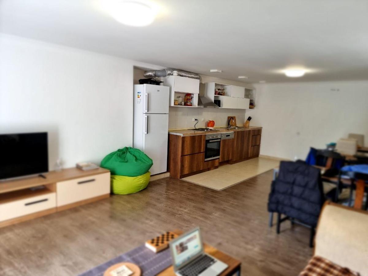 Girgola Bed & Breakfast Местия Екстериор снимка
